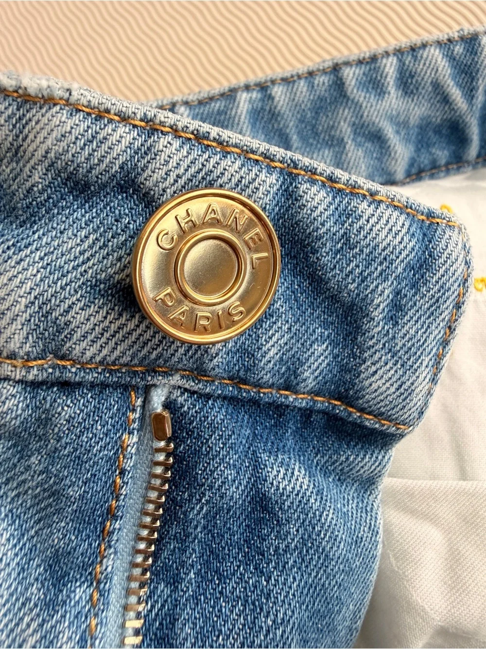 Chanel Jeans Wide-Leg Denim Brand New w/Tags Gold Button and Details Size 40